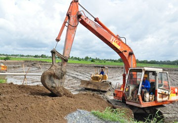 Chậm xây bệnh viện vì “cù cưa” mặt bằng