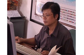 Vụ hiệu trưởng mua dâm: Nữ sinh làm gì để "thoát hiểm"?