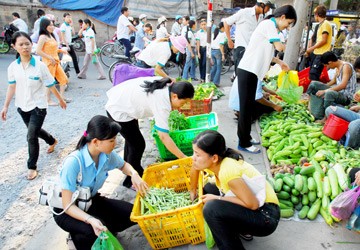Công nhân quay lưng vì bị đối xử tệ