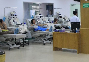 "Chợ máu" ngày đầu năm