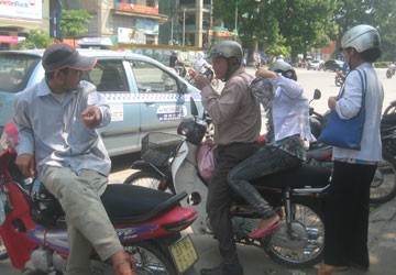 Xe ôm bi hài