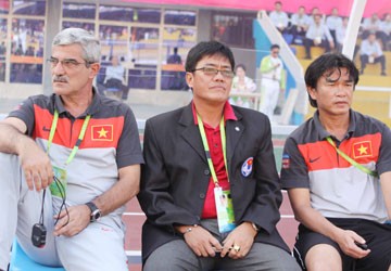 HLV Henrique Calisto: “Tôi sẽ đến Việt Nam”