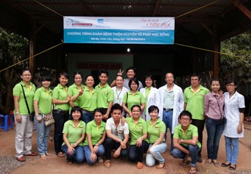 Phòng khám Quốc tế Victoria Healthcare Mỹ Mỹ tổ chức khám bệnh từ thiện