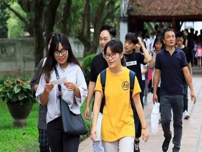 Thủ khoa Trường Đại học Kinh tế - Luật có mức điểm là 27,95