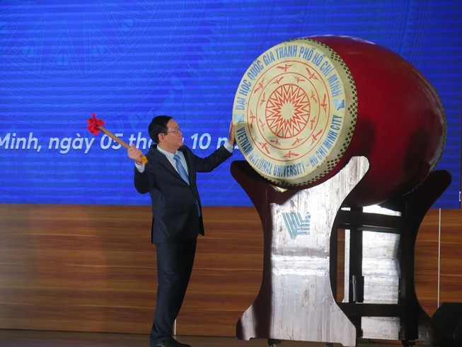 Tự chủ đại học không có nghĩa là tăng học phí vô tội vạ