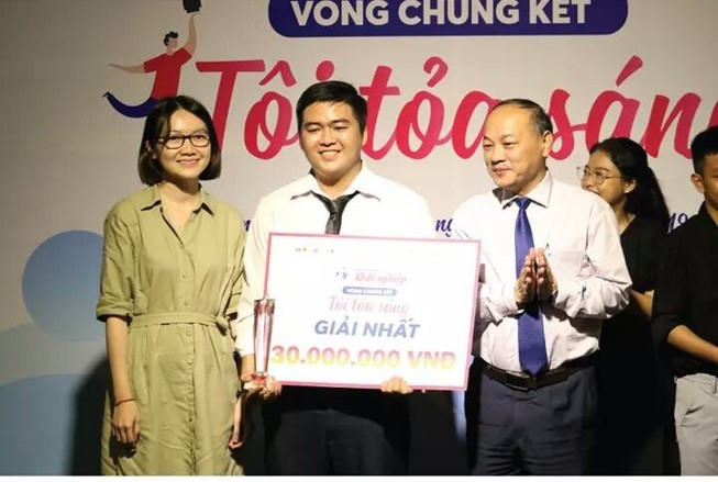Nam sinh mê trái quách giành quán quân cuộc thi khởi nghiệp