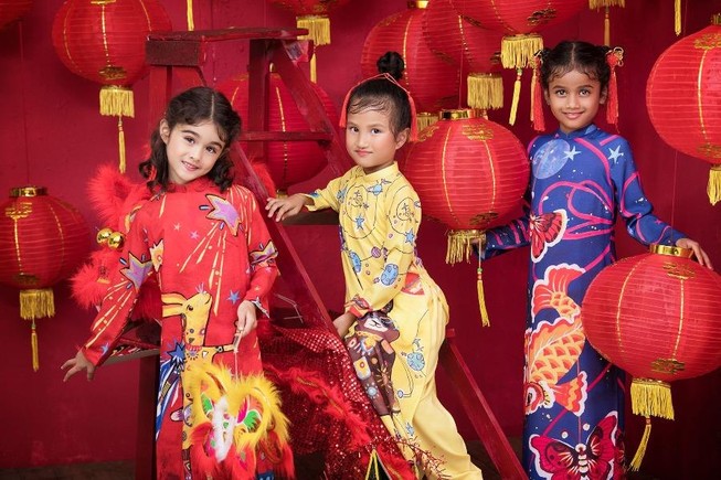 Các bé ‘Oẳn tù tì’ qua áo dài mùa Trung thu