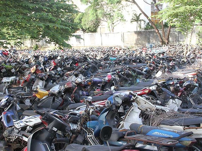Công an quận 10 thông báo tìm chủ 2 xe Wave