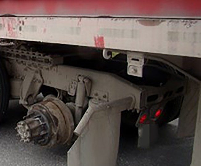 Trộm container ở quận 9 đem sang Bình Dương tháo 6 bánh xe