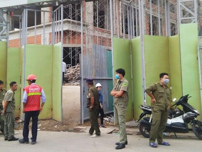 Quận Bình Tân: Tai nạn ở công trình, 2 công nhân tử vong