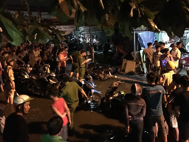 Thanh niên chạy xe bị đâm chết ngay trên đường Bến Phú Định