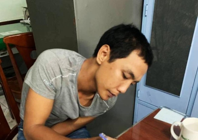 Thanh niên 'đá xế' bị tóm sau 2 giờ đồng hồ