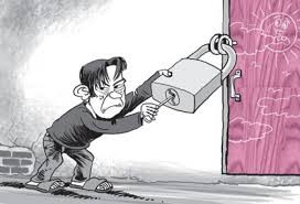 Phát hiện vụ trộm nhờ những quyển sách ở vựa ve chai