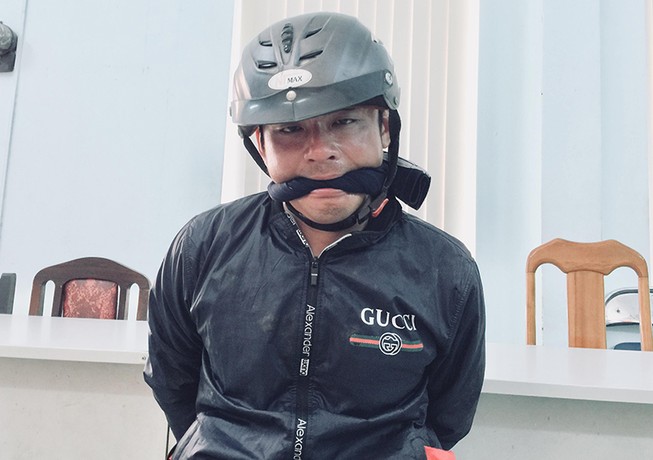 Kẻ giết bố mẹ ruột và bà nội bị bắt khi đi tìm chị gái