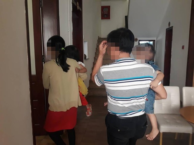 Kiến nghị khởi tố khẩn cấp ông già nghi xâm hại bé 3 tuổi