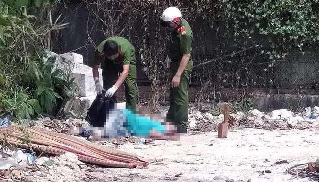 Thi thể người đàn ông ở Bình Chánh tay còn cầm kim tiêm