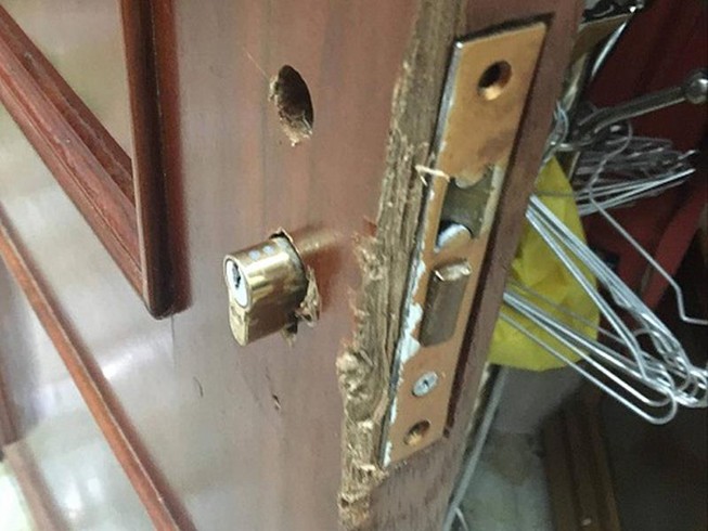 Một công ty dược ở quận 10 bị trộm cạy tủ lấy 1,3 tỉ đồng