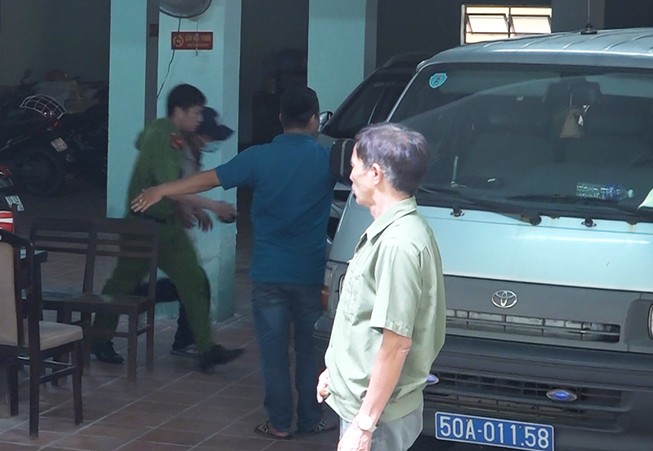 Khám xét nơi làm việc của thẩm phán Nguyễn Hải Nam
