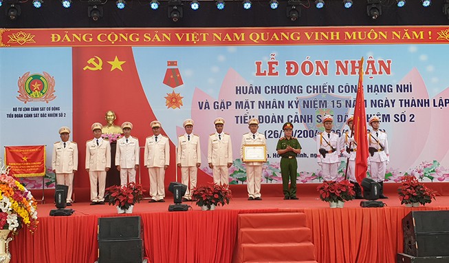Tiểu đoàn CSĐN số 2 nhận huân chương Chiến công hạng Nhì