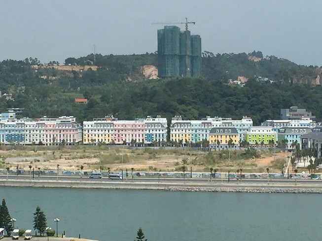 Đói vốn, doanh nghiệp BĐS lại bán hàng ngàn tỉ đồng trái phiếu