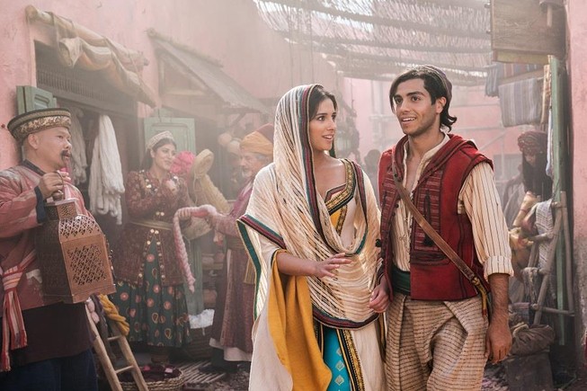 Naomi Scott mang thông điệp nữ quyền hiện đại đến với Aladdin