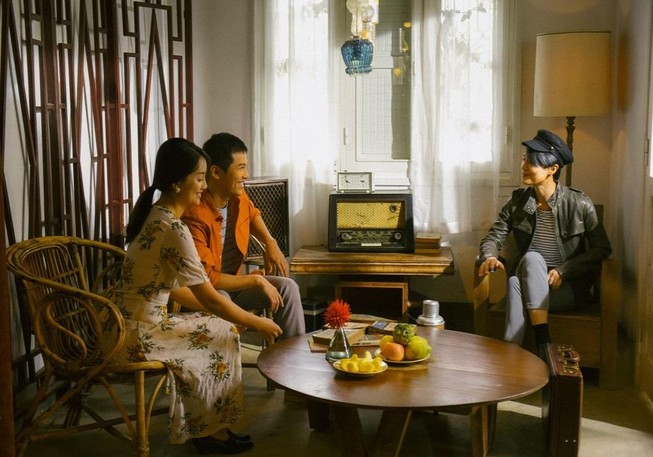 Mai Tiến Dũng kể về tình tay ba trong MV bối cảnh thập niên 80