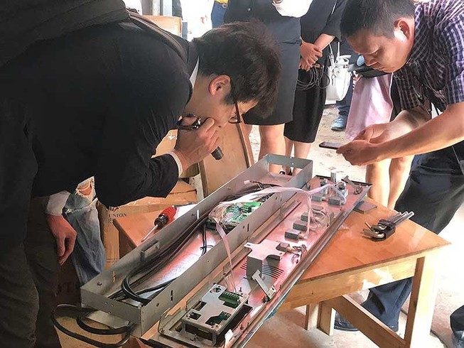 UBND TP.HCM yêu cầu làm rõ vụ thang máy không chính hãng