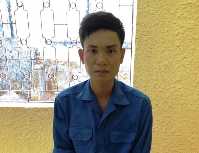 Ly hôn rồi, thấy nàng thường đăng hình trên phây nên... gây án