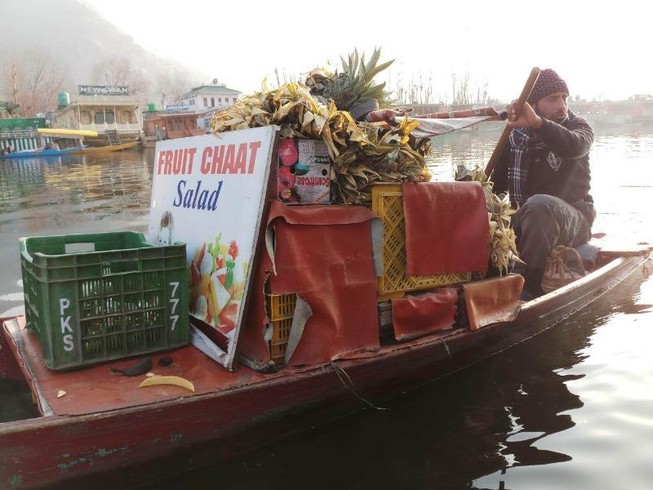 Thiên đường hồ Dal trong mùa băng giá