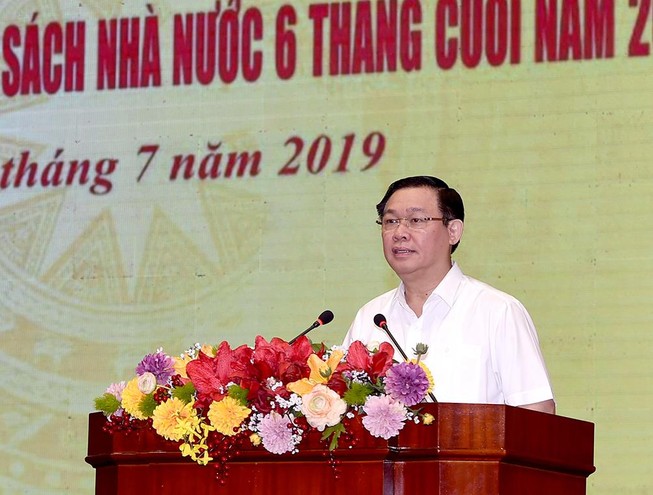 Thu ngân sách không chỉ là… thu thuế!