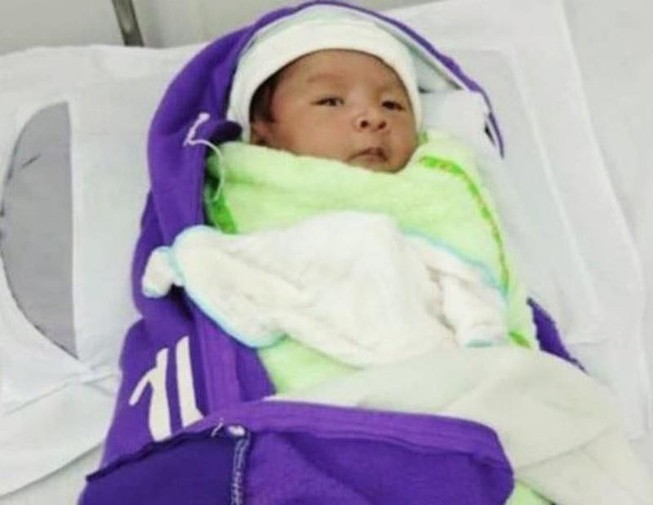 Làm sao để nhận nuôi bé bị bỏ rơi có lời nhắn đặc biệt?