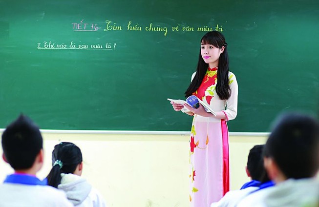 Cần sát hạch môn đạo đức sư phạm!