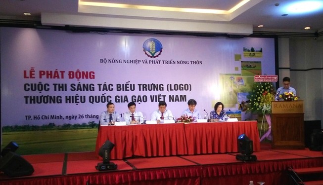 Chi 100 triệu đồng để 'mua' logo gạo Việt Nam