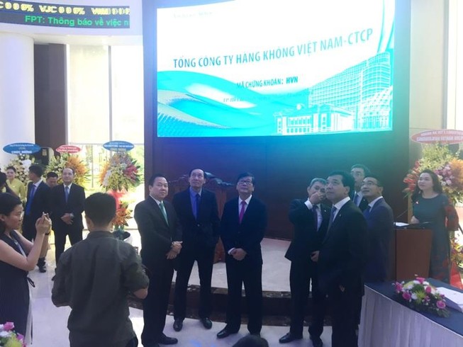 Vietnam Airlines lên sàn 2,5 tỉ USD, mua máy bay gần 4 tỉ USD