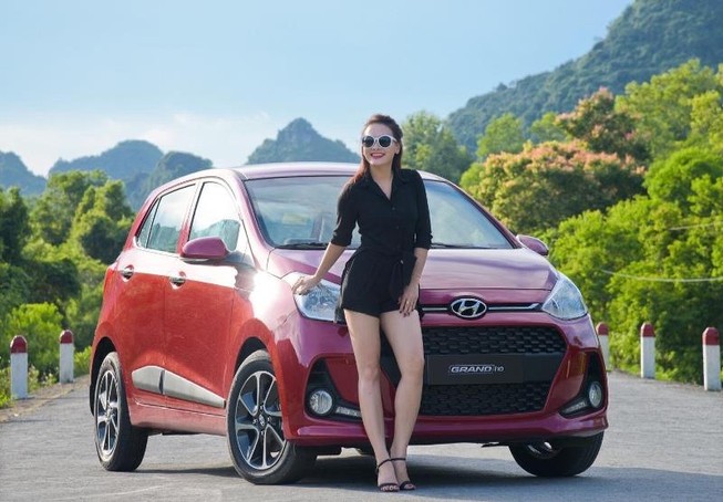 Đua nhau giảm giá ô tô, tặng phụ kiện vì doanh số sụt giảm