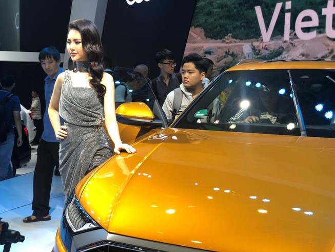 Ô tô nhập khẩu đắt khách, doanh số bán hàng tăng mạnh