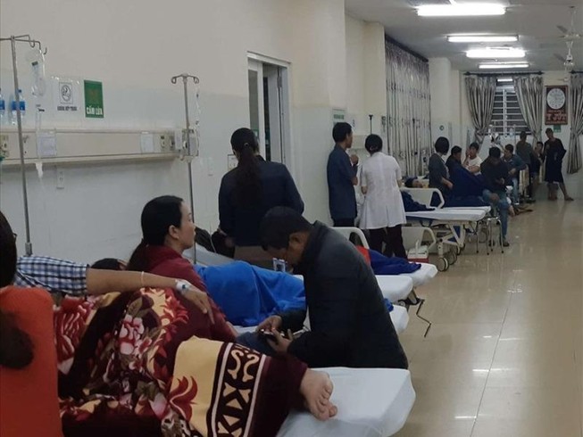 Ngộ độc thực phẩm do ăn bánh mì nhiễm khuẩn Salmonella