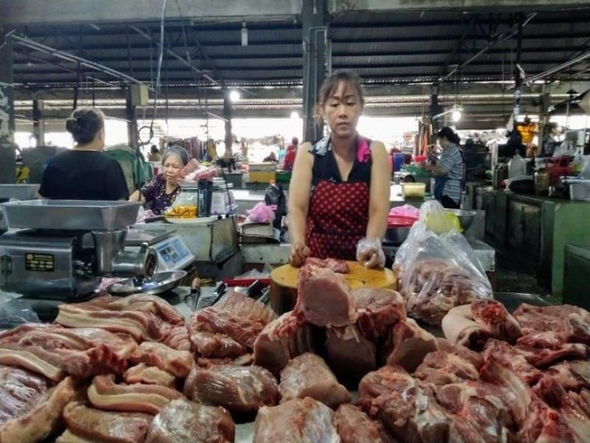 Heo sạch, an toàn đang khốn khổ vì bị 'oan'