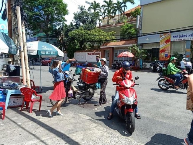 Chợ online bội thu khủng trong ngày độc thân 11-11