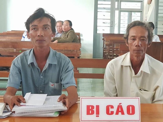 Chiều nay tòa án họp báo vụ 2 nông dân nhận hối lộ