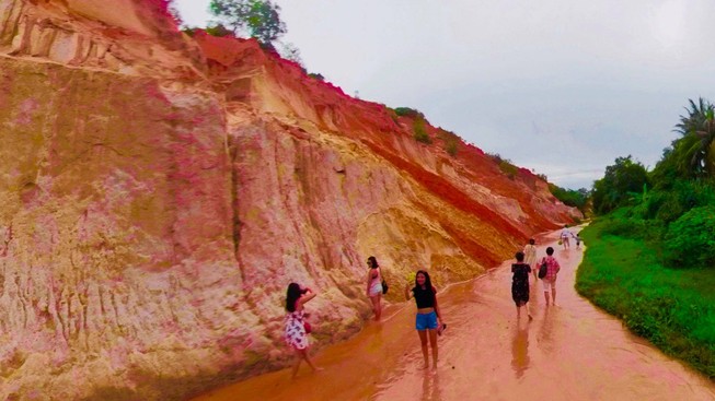Ngỡ ngàng Suối Tiên Mũi Né thay áo mới hút du khách