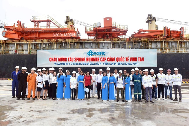 Cảng Quốc tế Vĩnh Tân đón chuyến tàu quốc tế đầu tiên