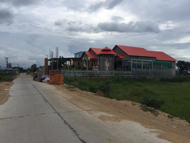 Đại diện Giáo hội Phật giáo đến thăm bé 11 tuổi bị đánh