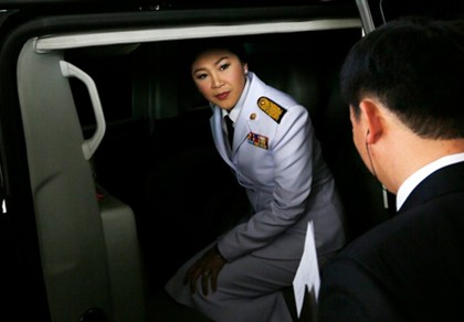 Yingluck chuyển chỗ ở liên tục để tránh người biểu tình
