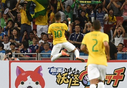 Neymar lập cú poker, Brazil thắng trận thứ tư liên tiếp