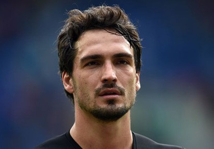 M.U đàm phán mua Mats Hummels, lỡ mục tiêu Clyne