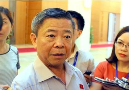 Cái 'không biết' của ông Cự và lỗ chân voi châu Phi