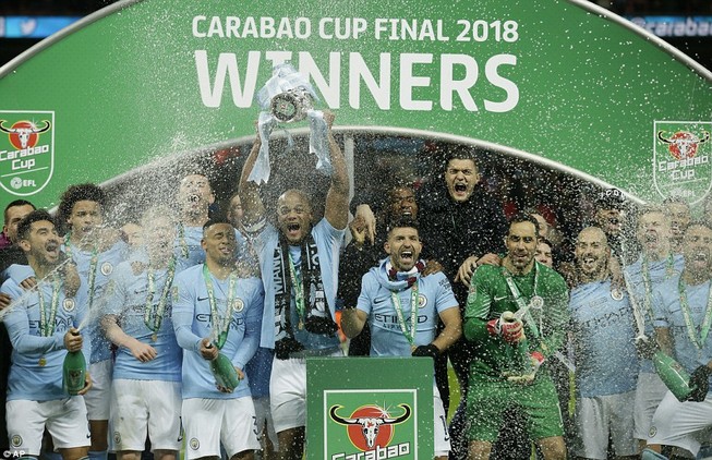 Hủy diệt Arsenal, Man City giành cúp liên đoàn Anh