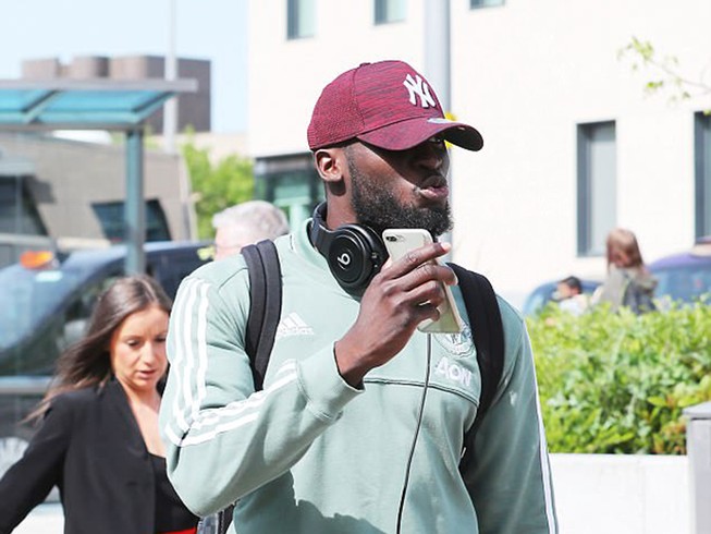 MU hành quân đến London đá chung kết FA Cup: Ẩn số Lukaku!