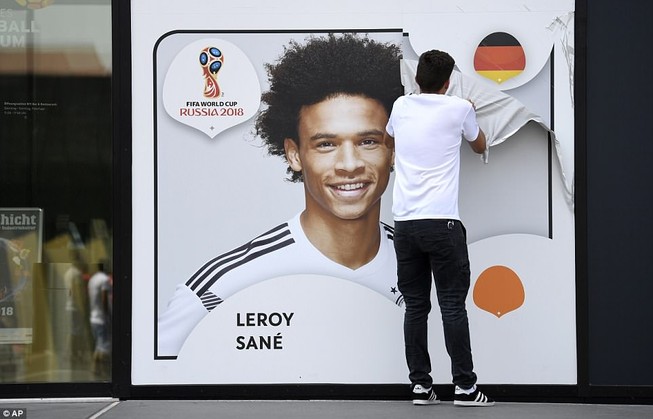 Thế giới giận dữ, than khóc vì Sane bị Đức loại khỏi World Cup